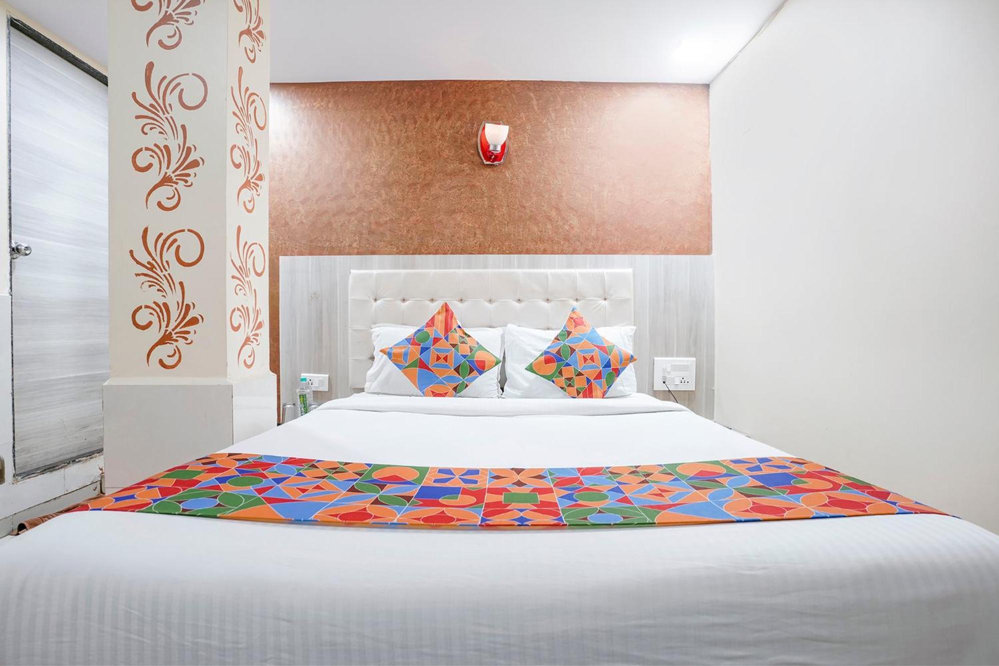 Fabexpress Sarah Gold - Nr Nesco Exhibition Center Hotel Mumbai Bagian luar foto