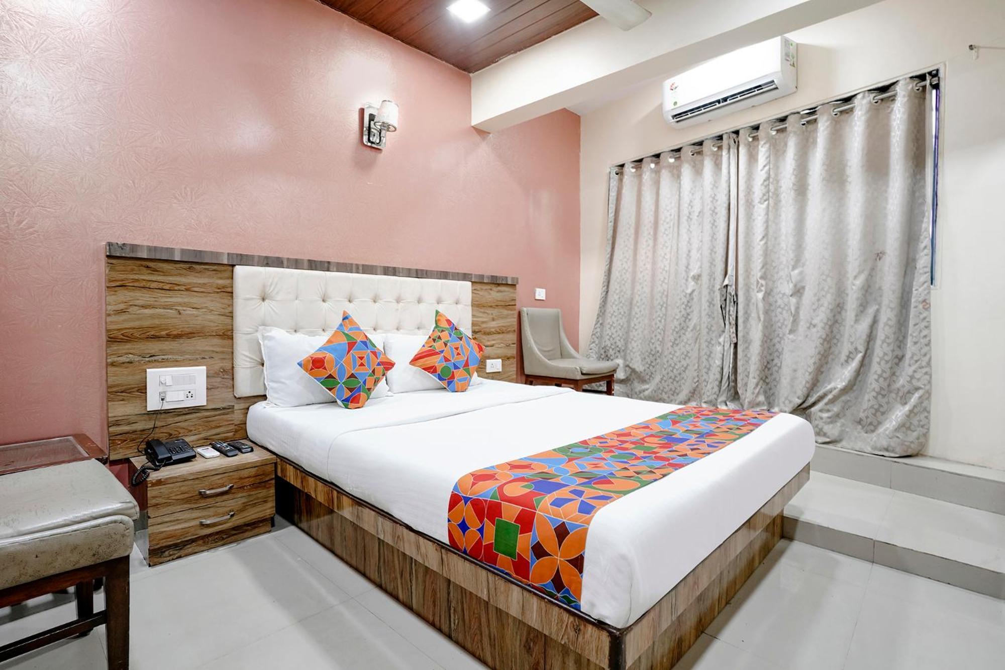 Fabexpress Sarah Gold - Nr Nesco Exhibition Center Hotel Mumbai Bagian luar foto