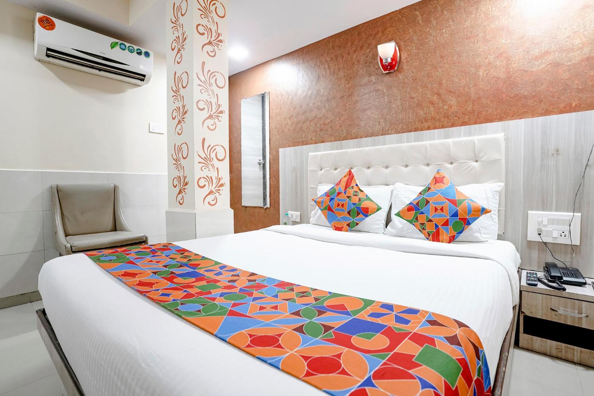 Fabexpress Sarah Gold - Nr Nesco Exhibition Center Hotel Mumbai Bagian luar foto