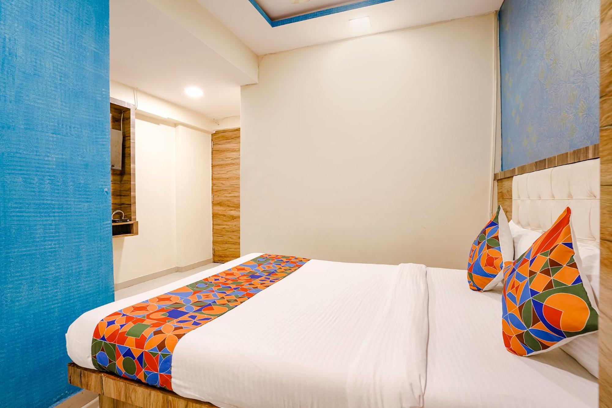 Fabexpress Sarah Gold - Nr Nesco Exhibition Center Hotel Mumbai Bagian luar foto
