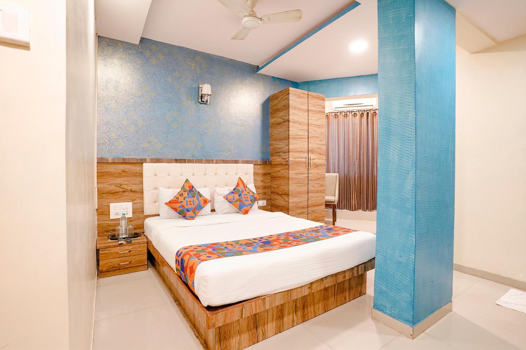 Fabexpress Sarah Gold - Nr Nesco Exhibition Center Hotel Mumbai Bagian luar foto